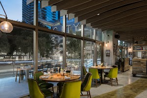 The River Oyster Bar